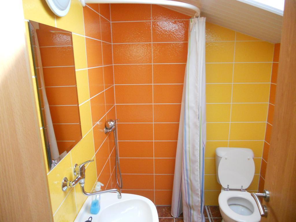 Penzion Kaplna Zimmer foto