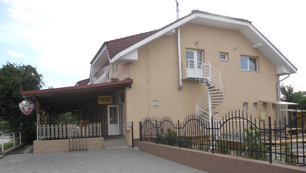 Penzion Kaplna Exterior foto
